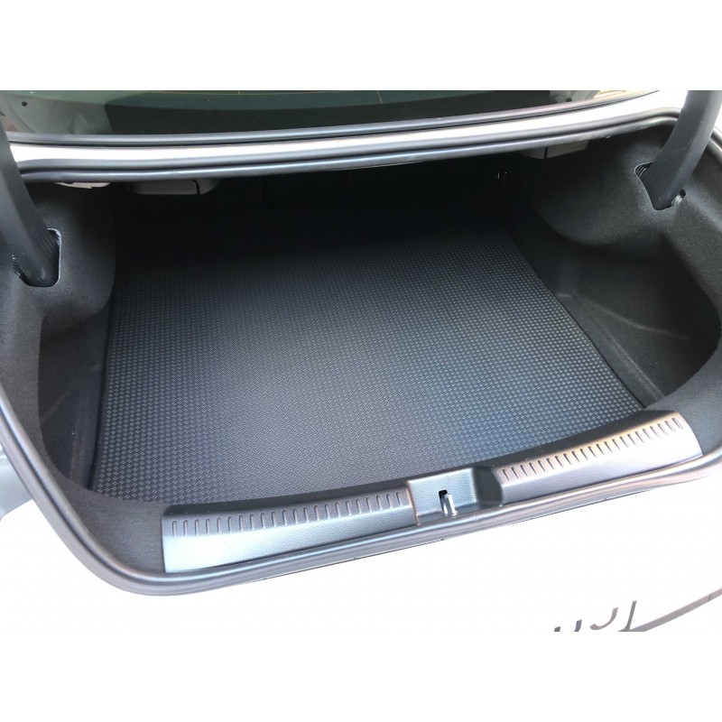 Alfombra para maletero para Nissan Leaf II ZE1 Hatchback (01.2018-.) - Protector  maletero - Alfombrilla maletero antideslizante - Aristar - Basic - con /  sin altavoces BOSE